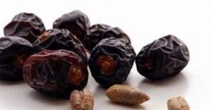 bunch of kurma